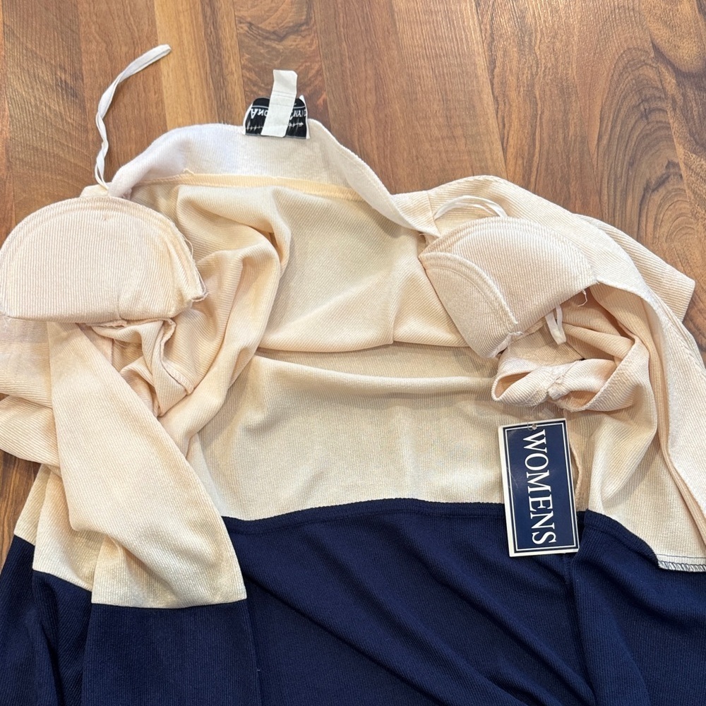 Elegant Two-Tone Open Front short sleeve cardigan - Picture 3 of 5